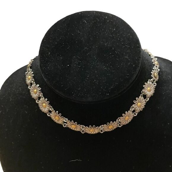 Vintage Filagree Daisy Metal Choker Necklace - Picture 2 of 4